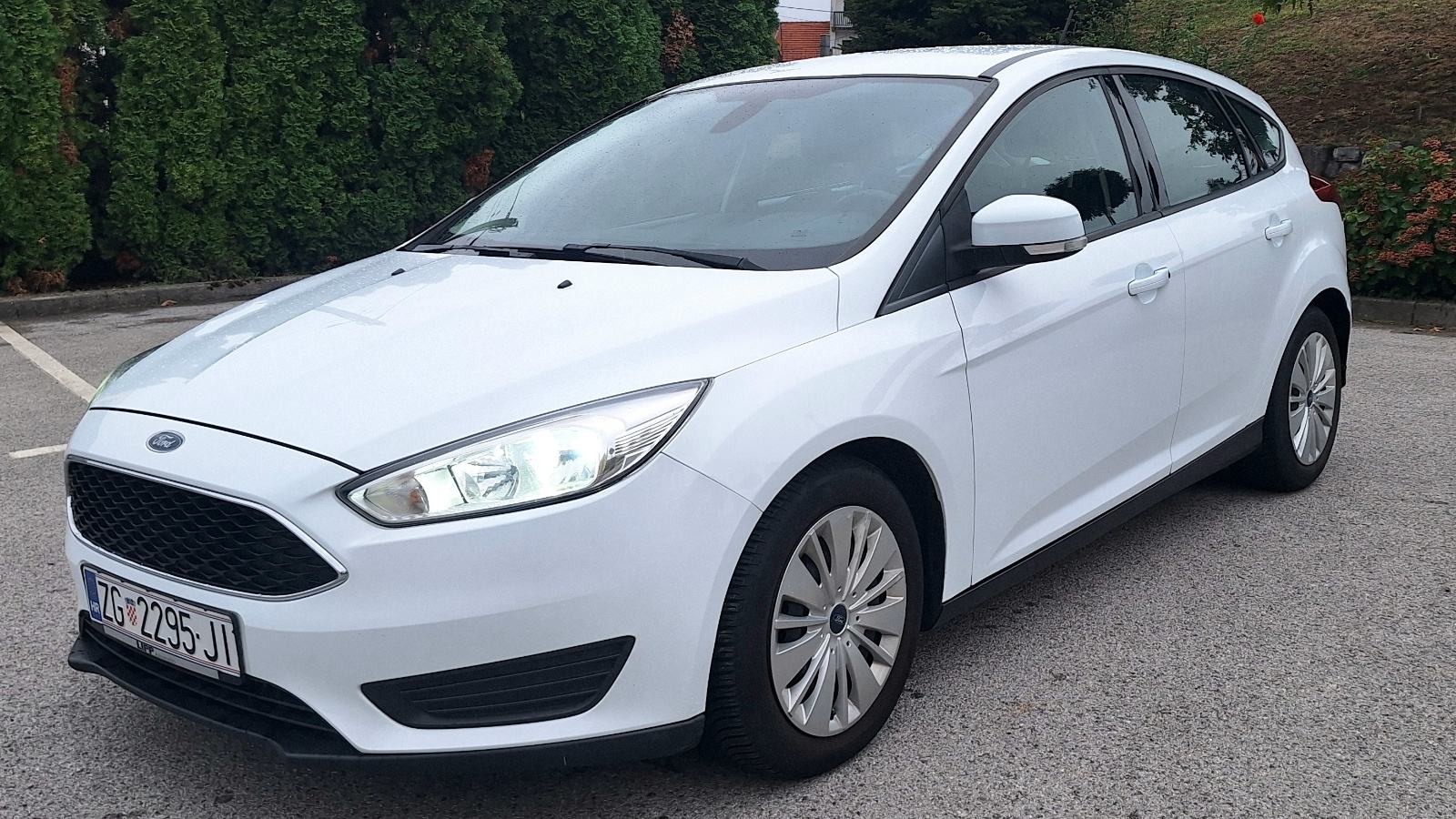 Ford Focus 1,5 TDCi * DIESEL - KLIMA - IZVRSTAN *, pogled izvana - slika 1