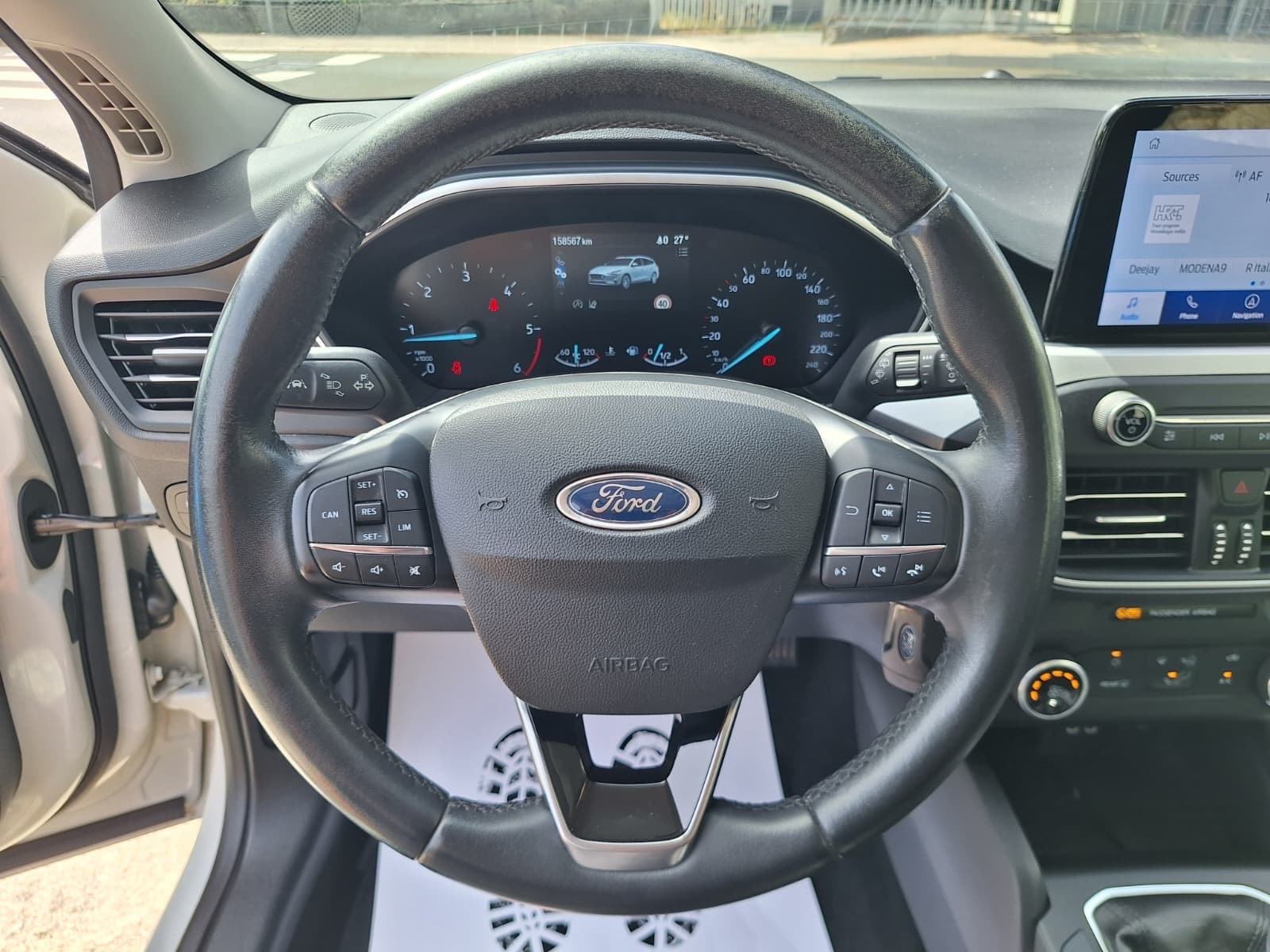 Ford Focus 1,5 TDCI EcoBlue NAVI/PARKING KAMERA, fotografija 15