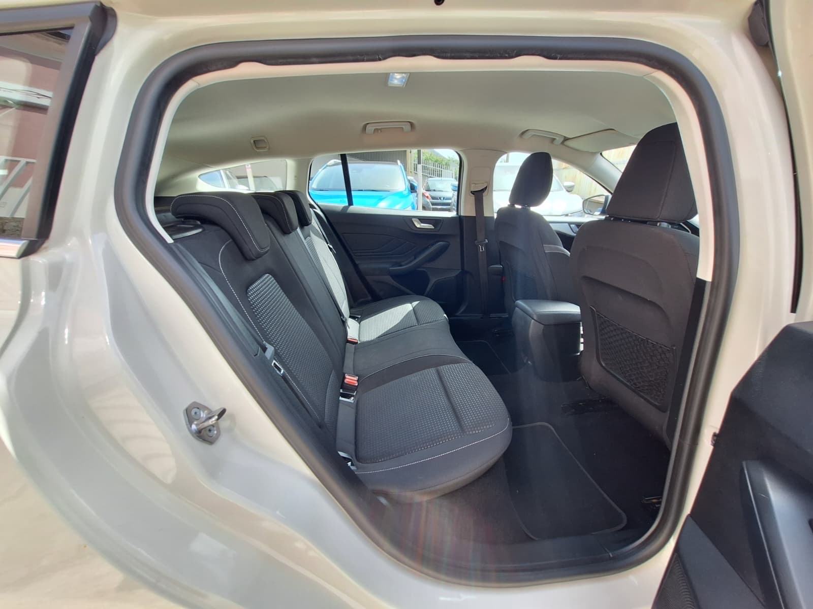 Ford Focus 1,5 TDCI EcoBlue NAVI/PARKING KAMERA, fotografija 19