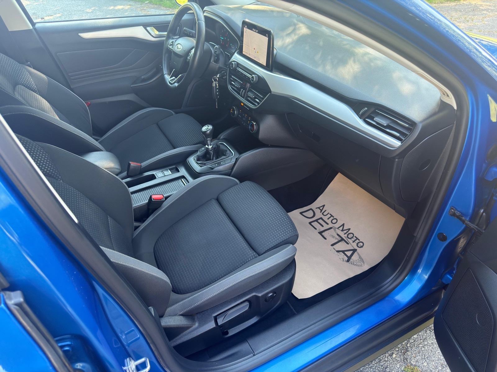 Ford Focus 1,5 TDCi-LED-TEMP-NAVI-R.KAMERA-GR. SJEDALA-PARK PILOT, fotografija 17
