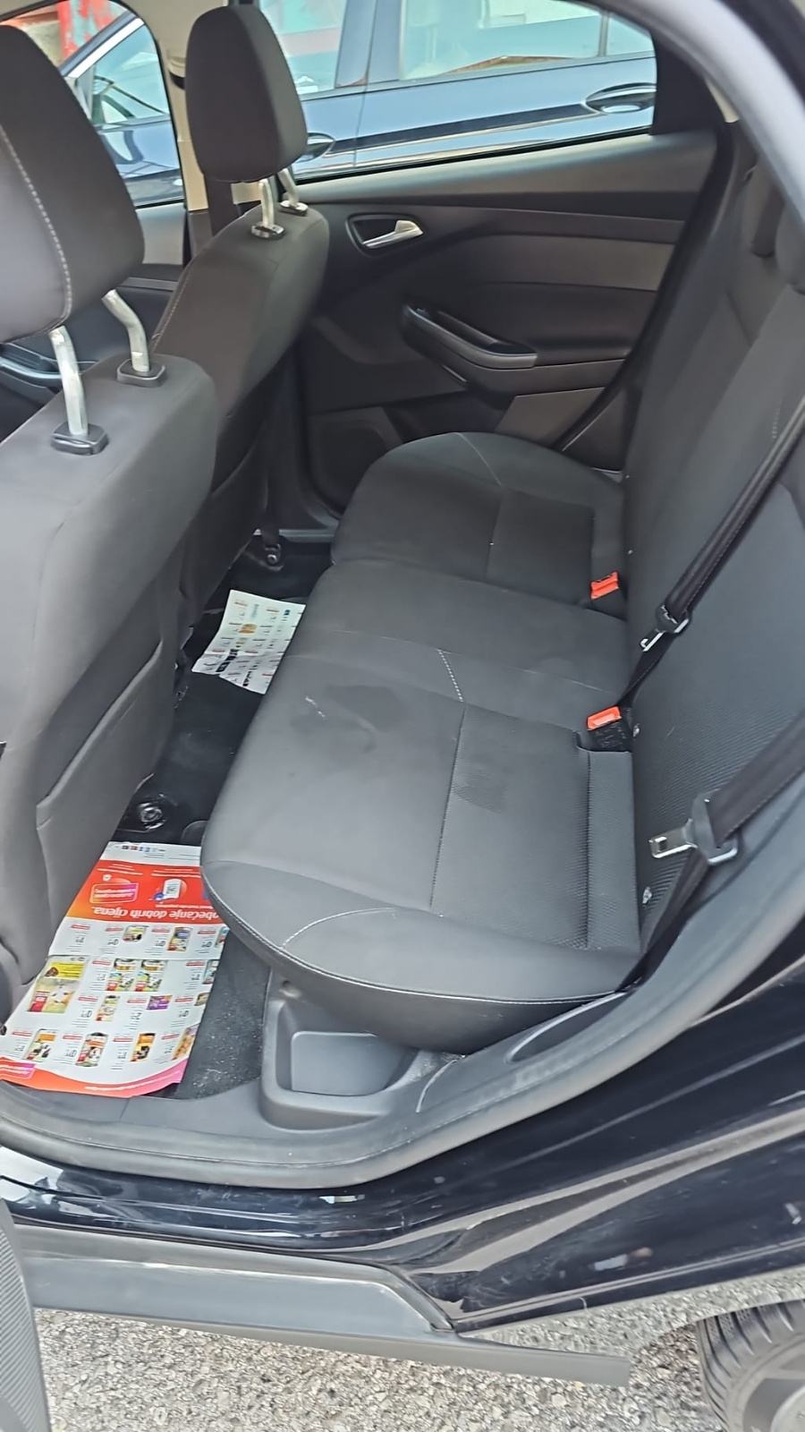 Ford Focus 1,5 TDCi, fotografija 12