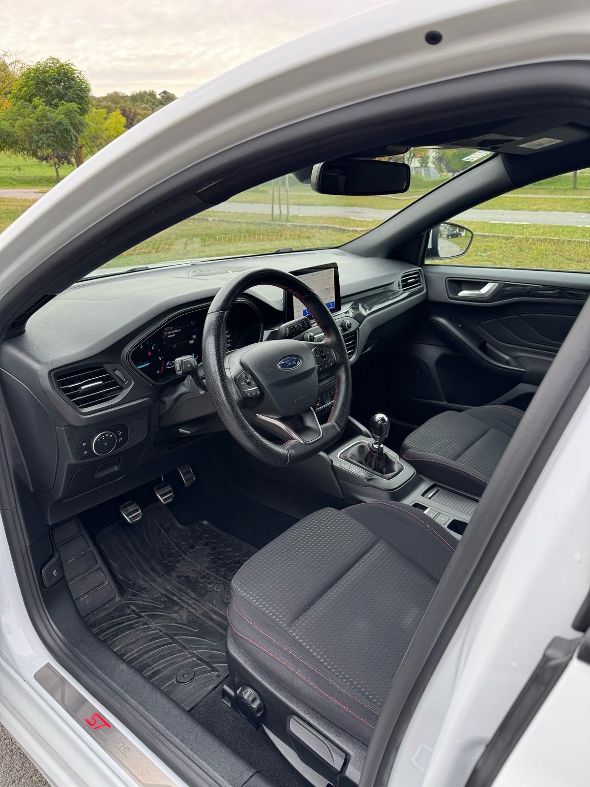Ford Focus 1,5 TDCi ST-Line, fotografija 13