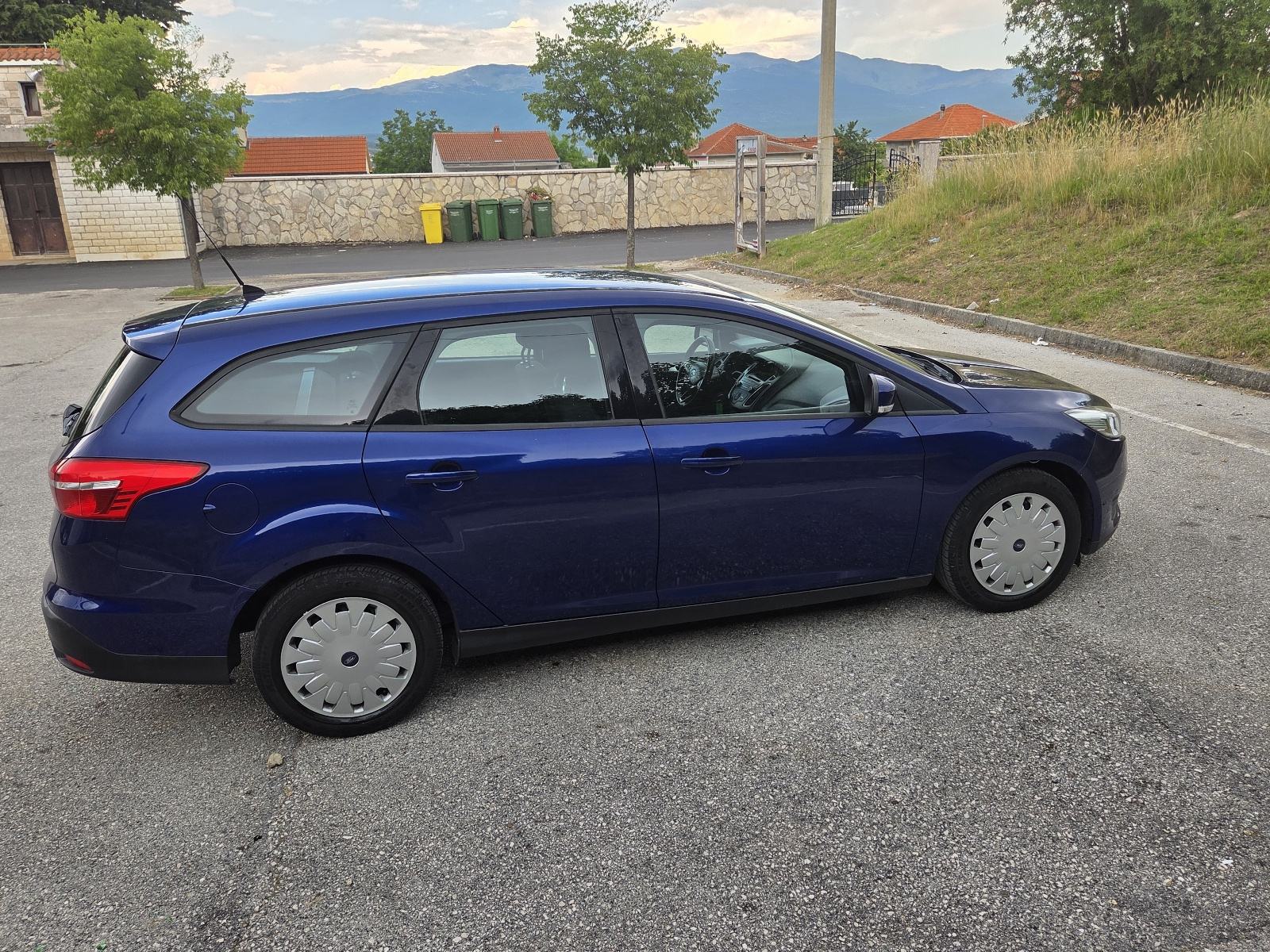 Ford Focus 1,5 TDCi, fotografija 3