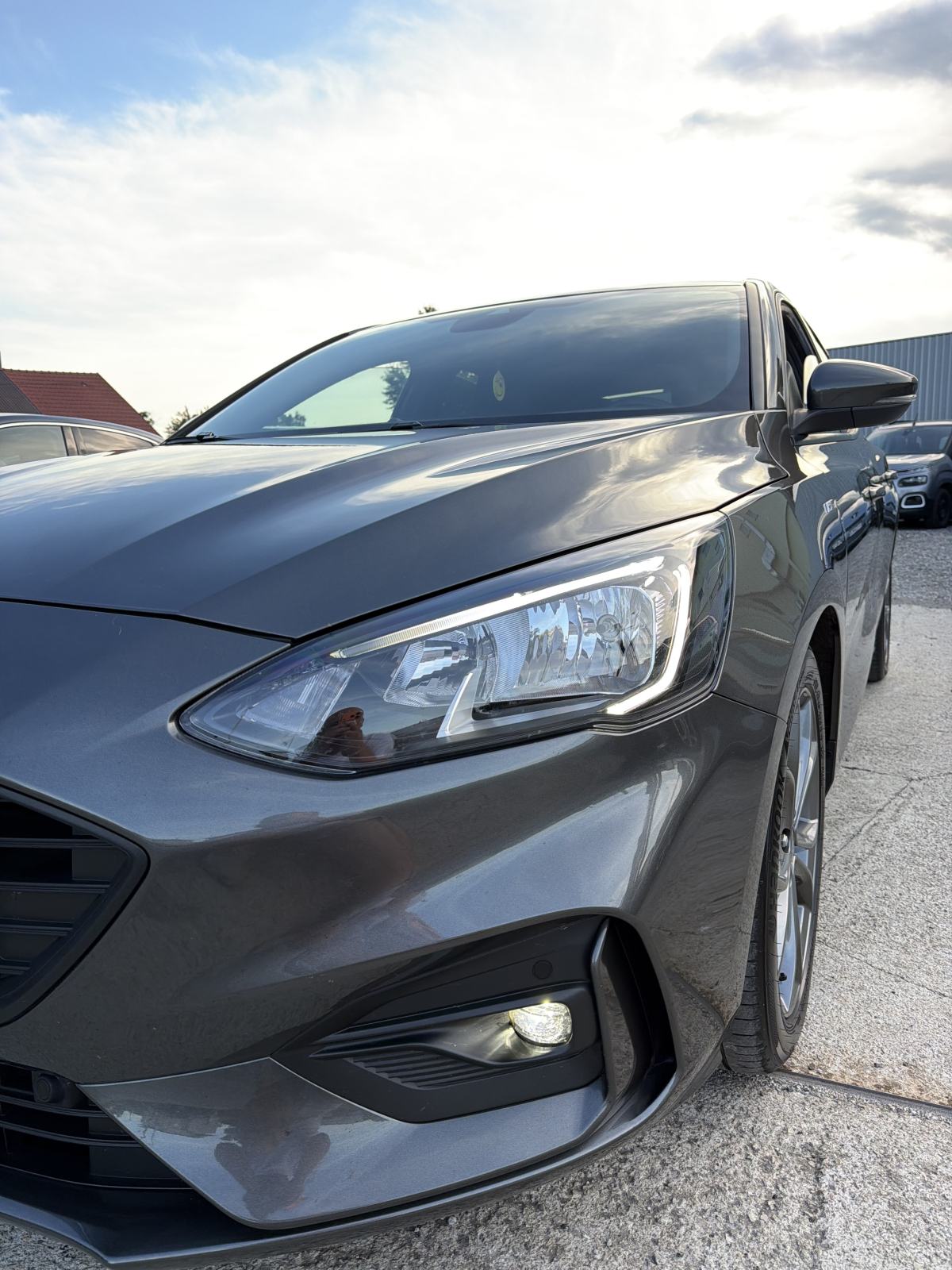 Ford Focus 1,5 TDCi ST-Line-POTVRDA KM-REG. 1 GOD.-AUTOMATIK-MOD.2020, fotografija 3