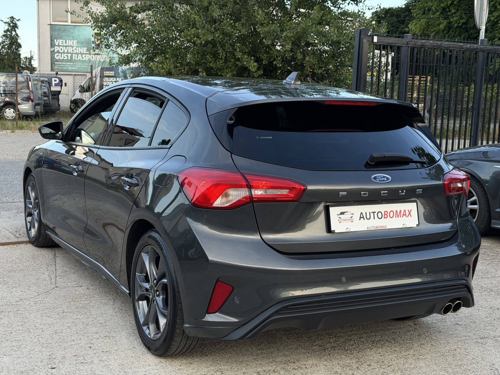 Ford Focus 1,5 TDCi ST-Line-POTVRDA KM-REG. 1 GOD.-AUTOMATIK-MOD.2020, fotografija 8
