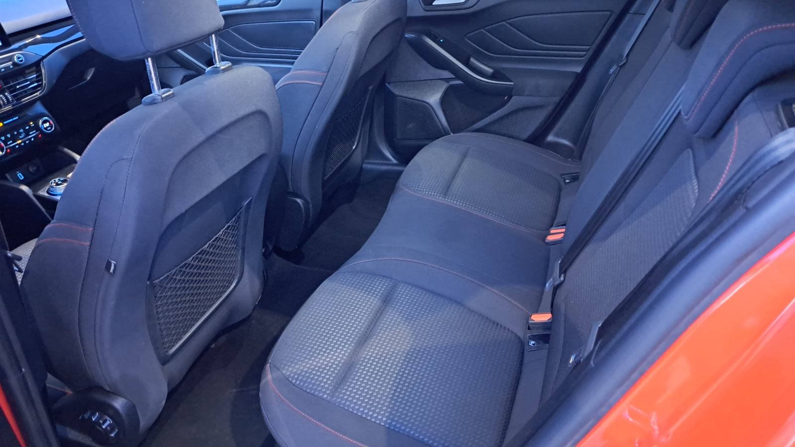Ford Focus 1,5 TDCI ST-LINE X, AUTOMATIK, fotografija 14