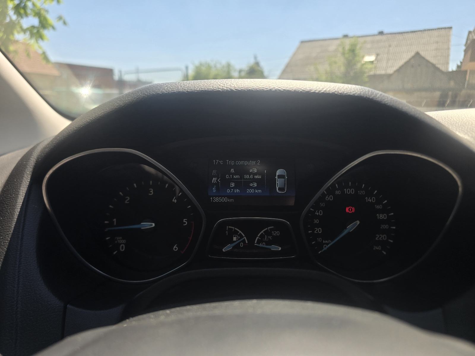Ford Focus 1,5 TDCi**NAPRAVLJEN VELIKI I MALI SERVIS**, fotografija 17