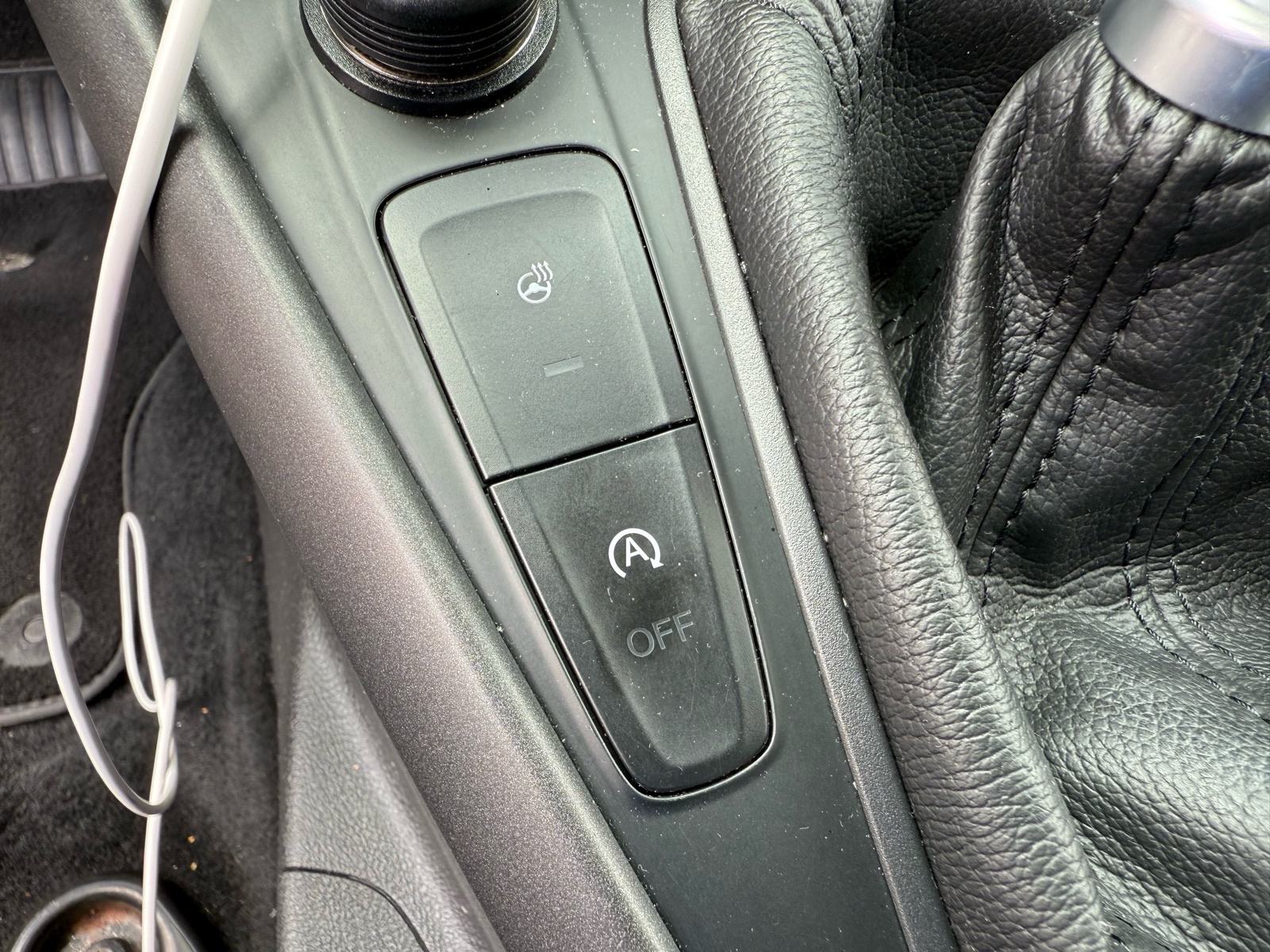 Ford Focus 1,5 TDCi TITANIUM NAVI 1.GODINU REGISTRIRAN ODLIČAN, fotografija 14