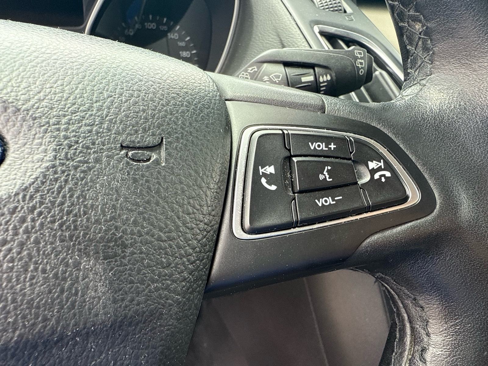 Ford Focus 1,5 TDCi TITANIUM NAVI 1.GODINU REGISTRIRAN ODLIČAN, fotografija 15