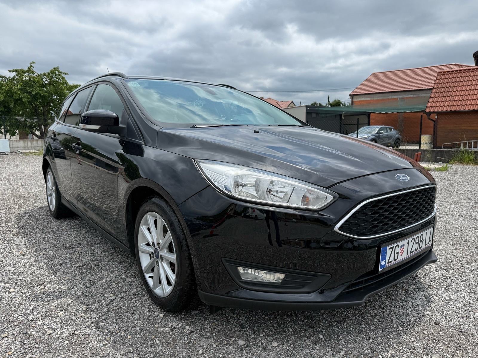 Ford Focus 1,5 TDCi TITANIUM NAVI 1.GODINU REGISTRIRAN ODLIČAN, fotografija 5