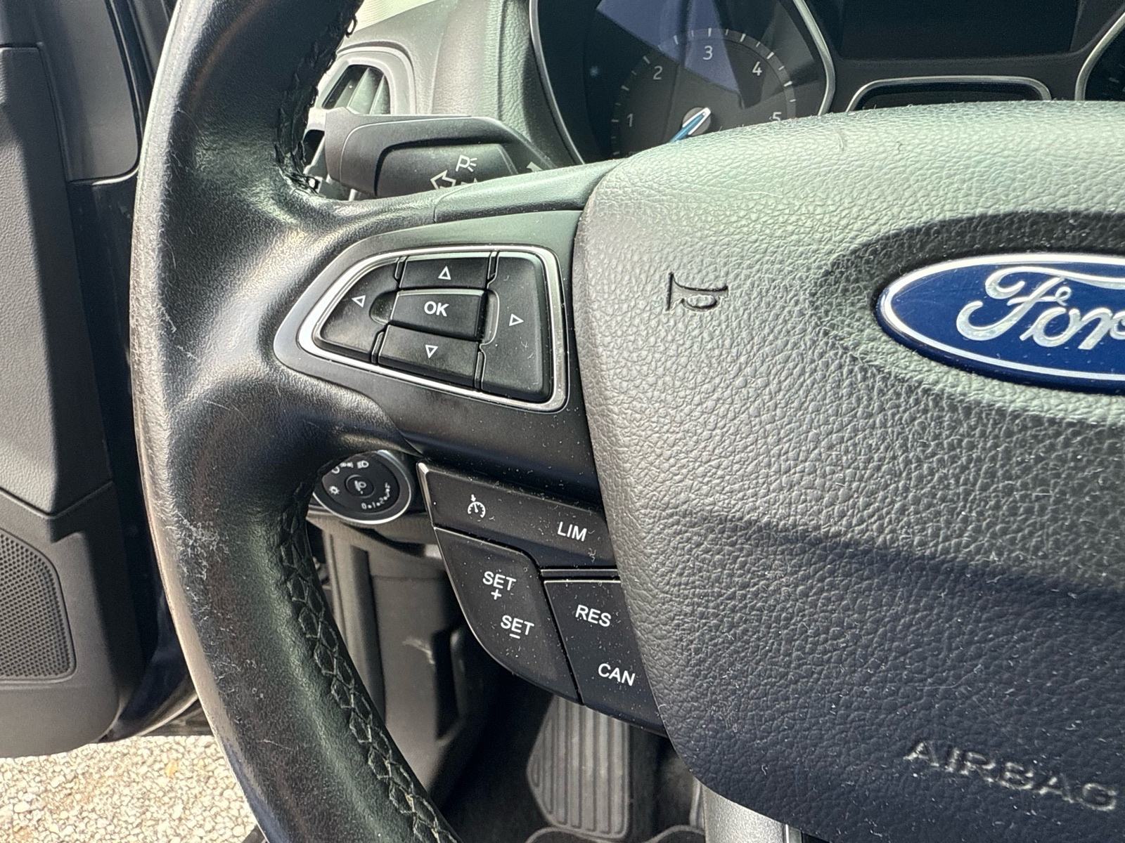 Ford Focus 1,5 TDCi TITANIUM NAVI 1.GODINU REGISTRIRAN ODLIČAN, fotografija 17