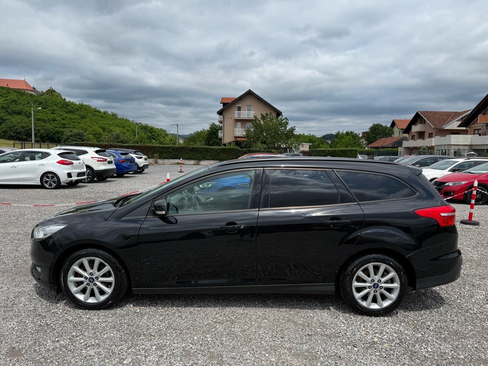 Ford Focus 1,5 TDCi TITANIUM NAVI 1.GODINU REGISTRIRAN ODLIČAN, fotografija 8