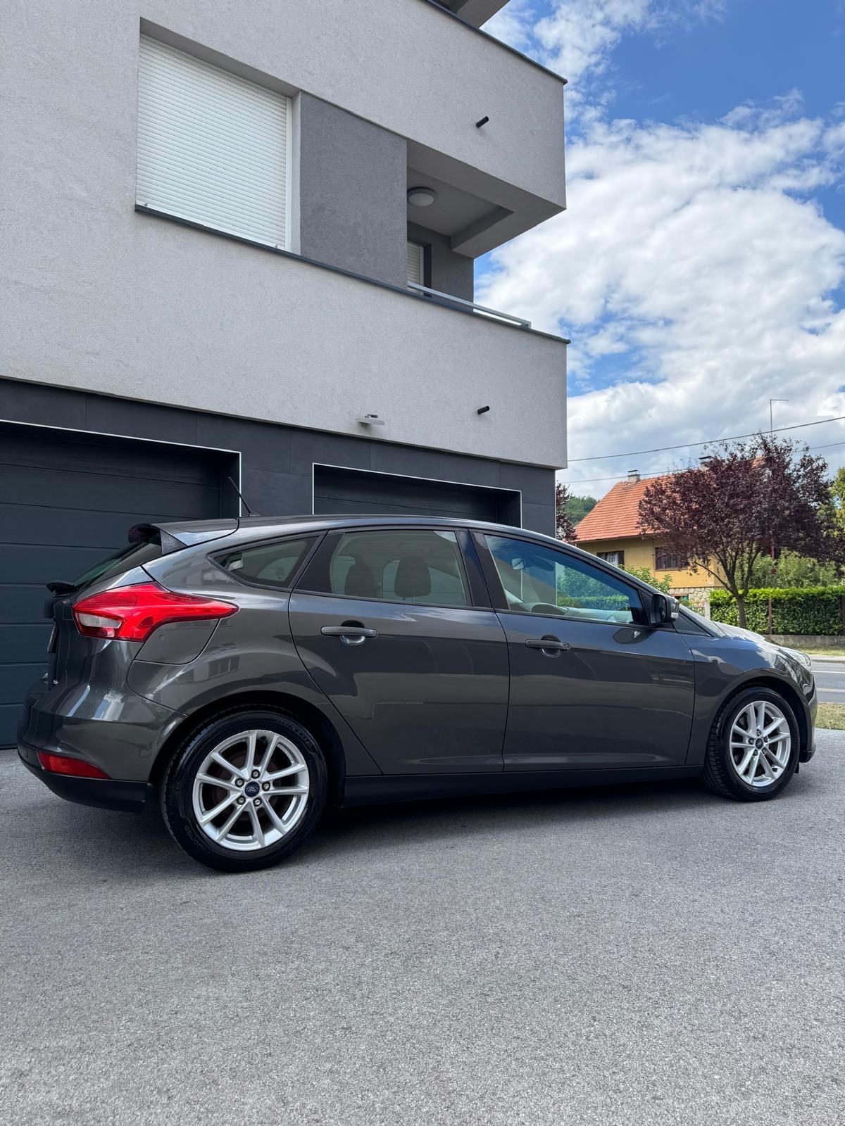 FORD FOCUS 1.5TDCI /174tkm/prvi vlasnik/HR auto/servisna+računi/, fotografija 4