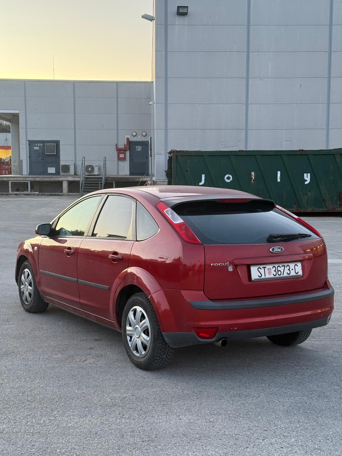 Ford Focus 1,6 16V nije registriran ali je spreman za reg., fotografija 7