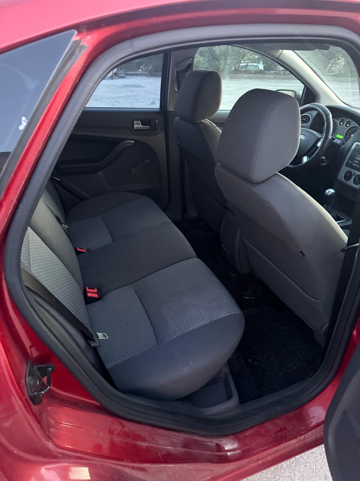 Ford Focus 1,6 16V nije registriran ali je spreman za reg., fotografija 14