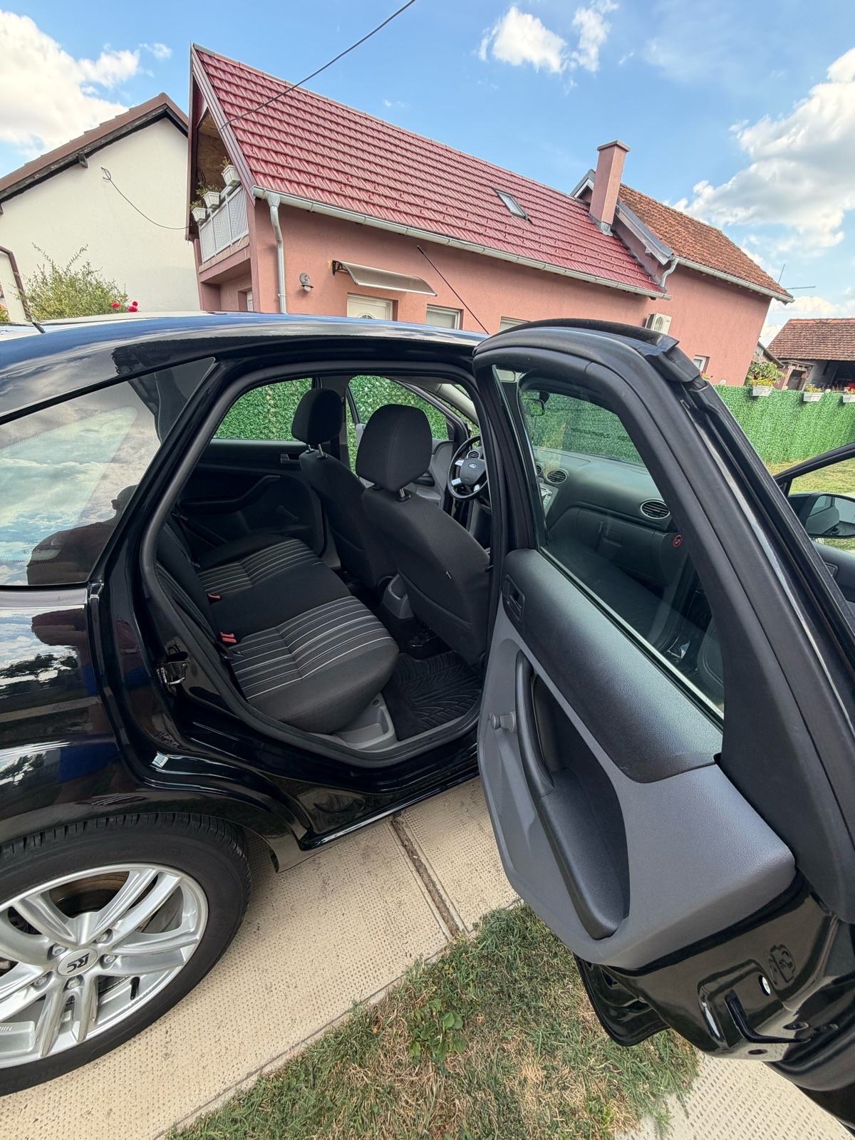FORD FOCUS 1.6 DURATEC 74 kW / 100 KS – BENZIN + PLIN reg.07/2027., fotografija 14