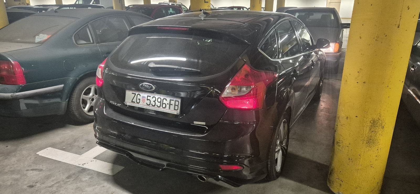 Ford Focus 1,6, fotografija 7