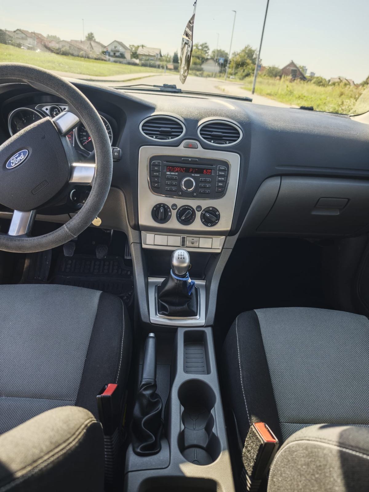 Ford Focus mk2.5 1.6tdci, fotografija 11