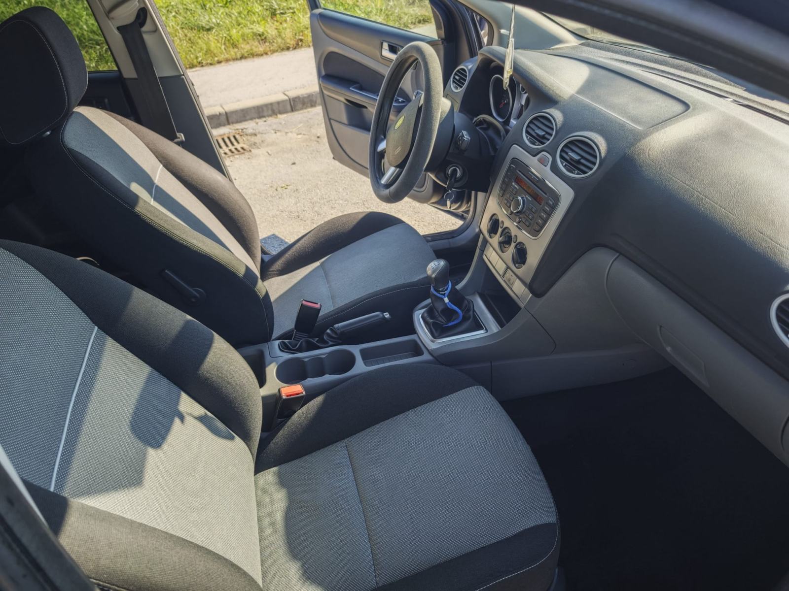 Ford Focus mk2.5 1.6tdci, fotografija 9