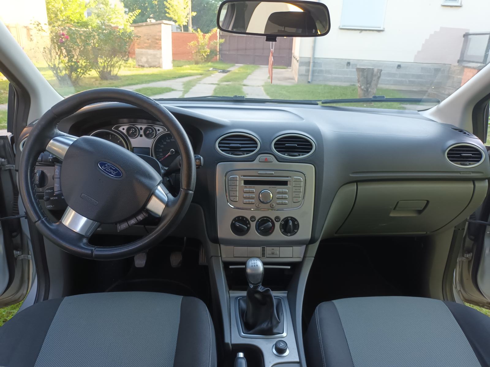 Ford Focus 1,6, fotografija 9