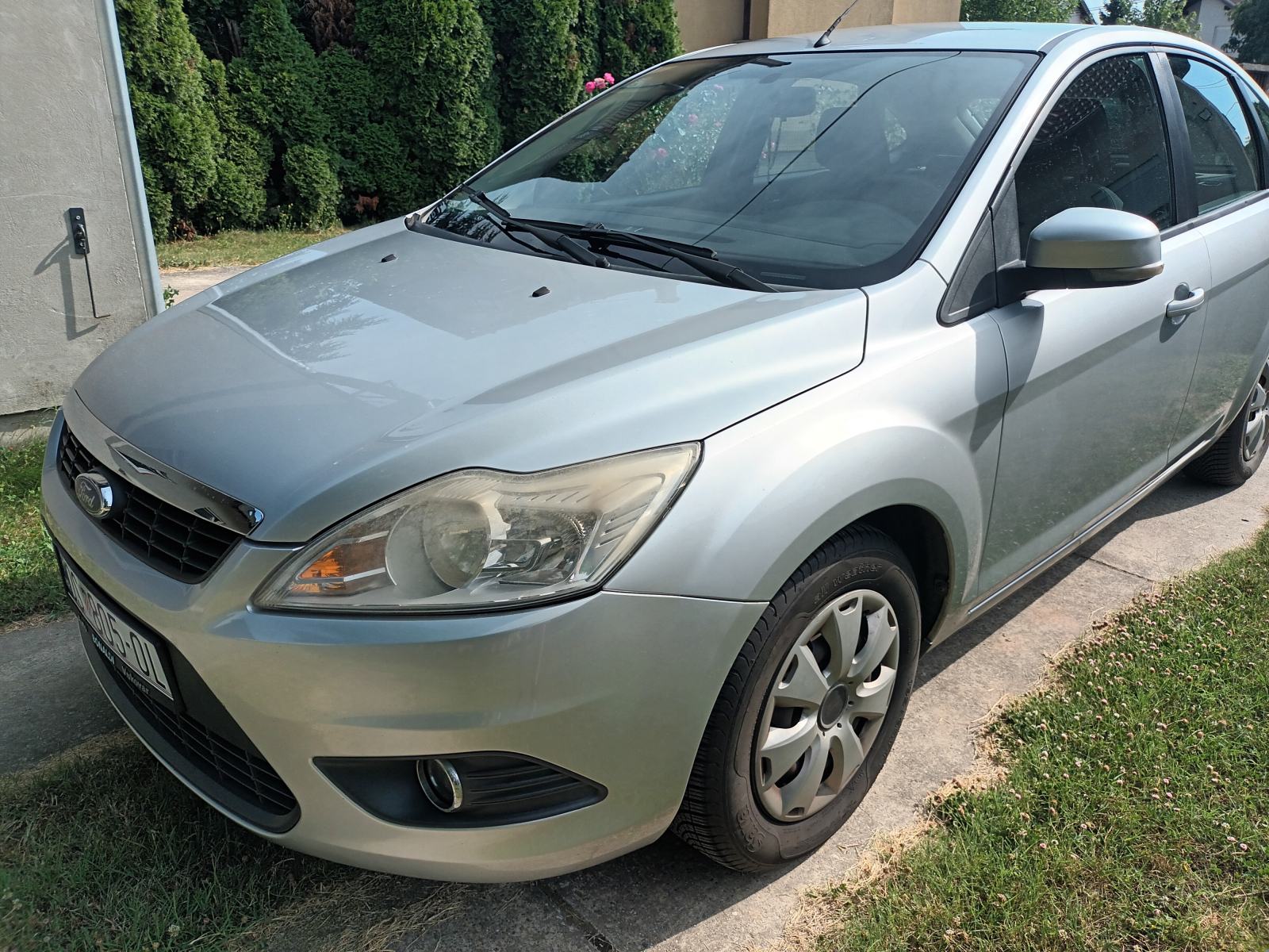 Ford Focus 1,6, fotografija 2