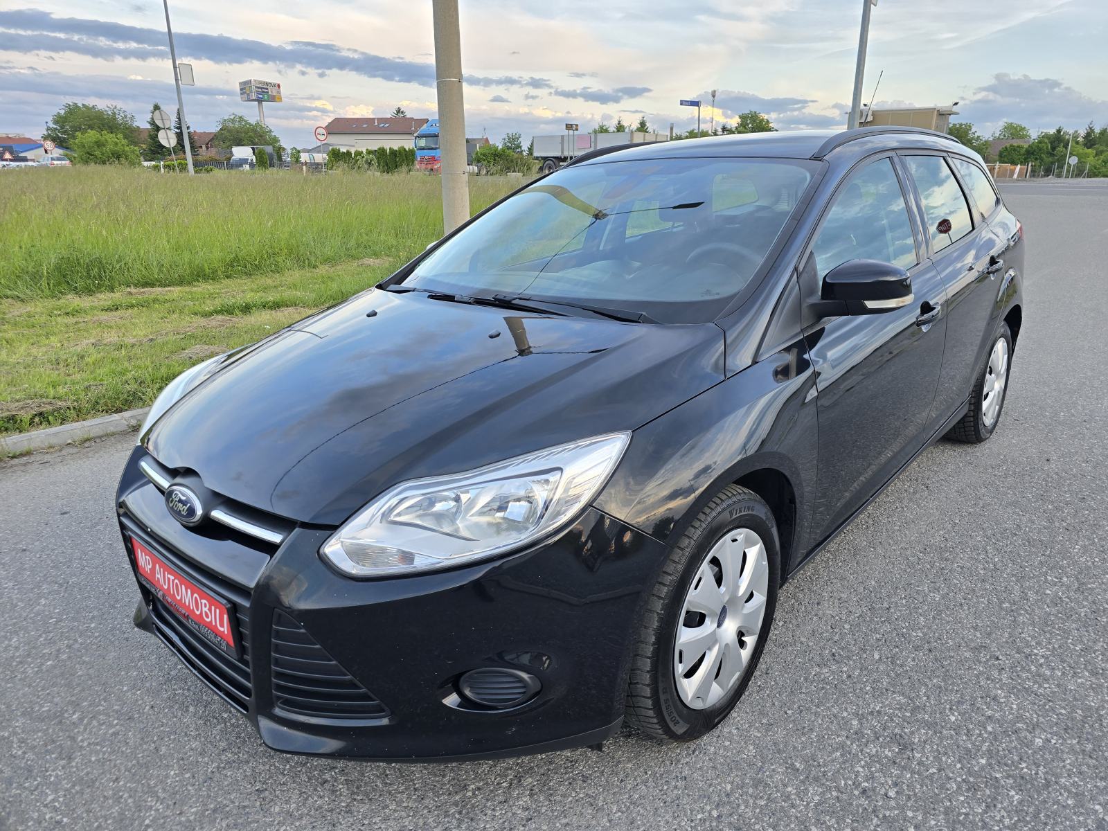 Ford Focus 1,6 TDCI-2014gd.md-NAVIGACIJA-187km,klima,6brz,kuka,KARTICE, fotografija 2