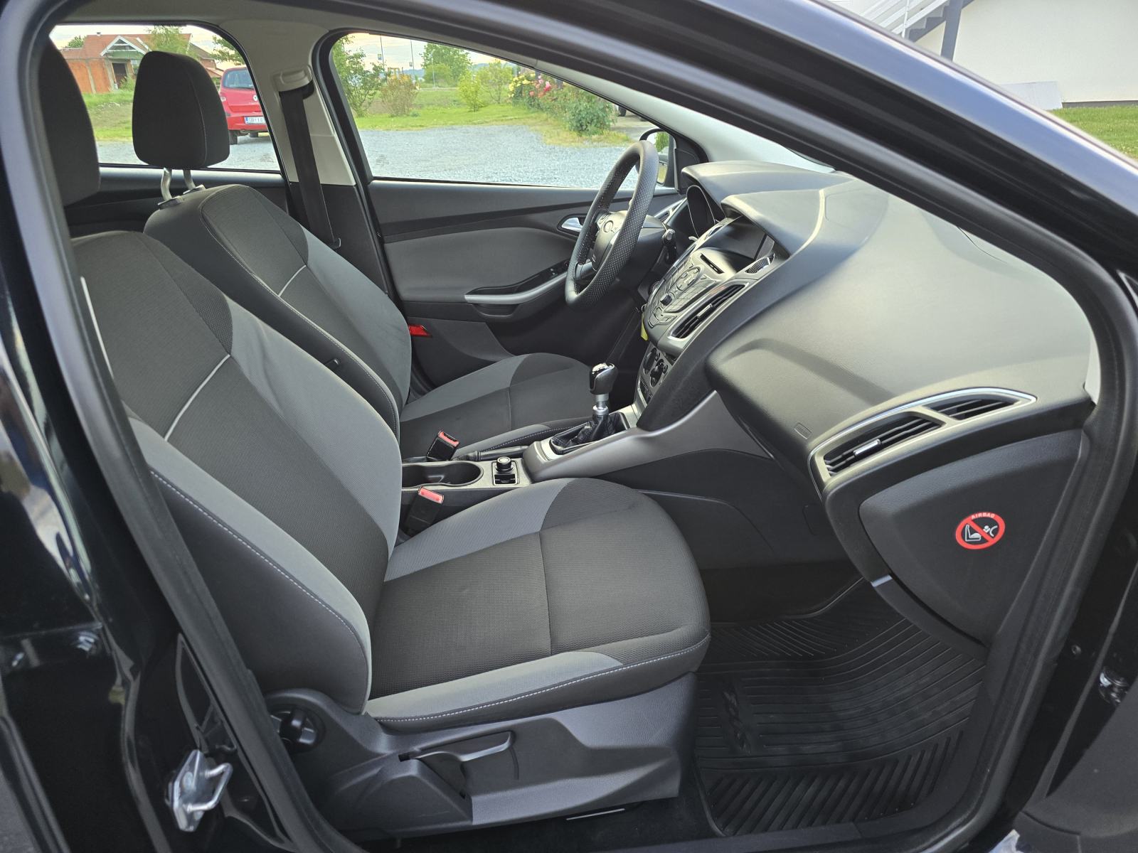 Ford Focus 1,6 TDCI-2014gd.md-NAVIGACIJA-187km,klima,6brz,kuka,KARTICE, fotografija 10
