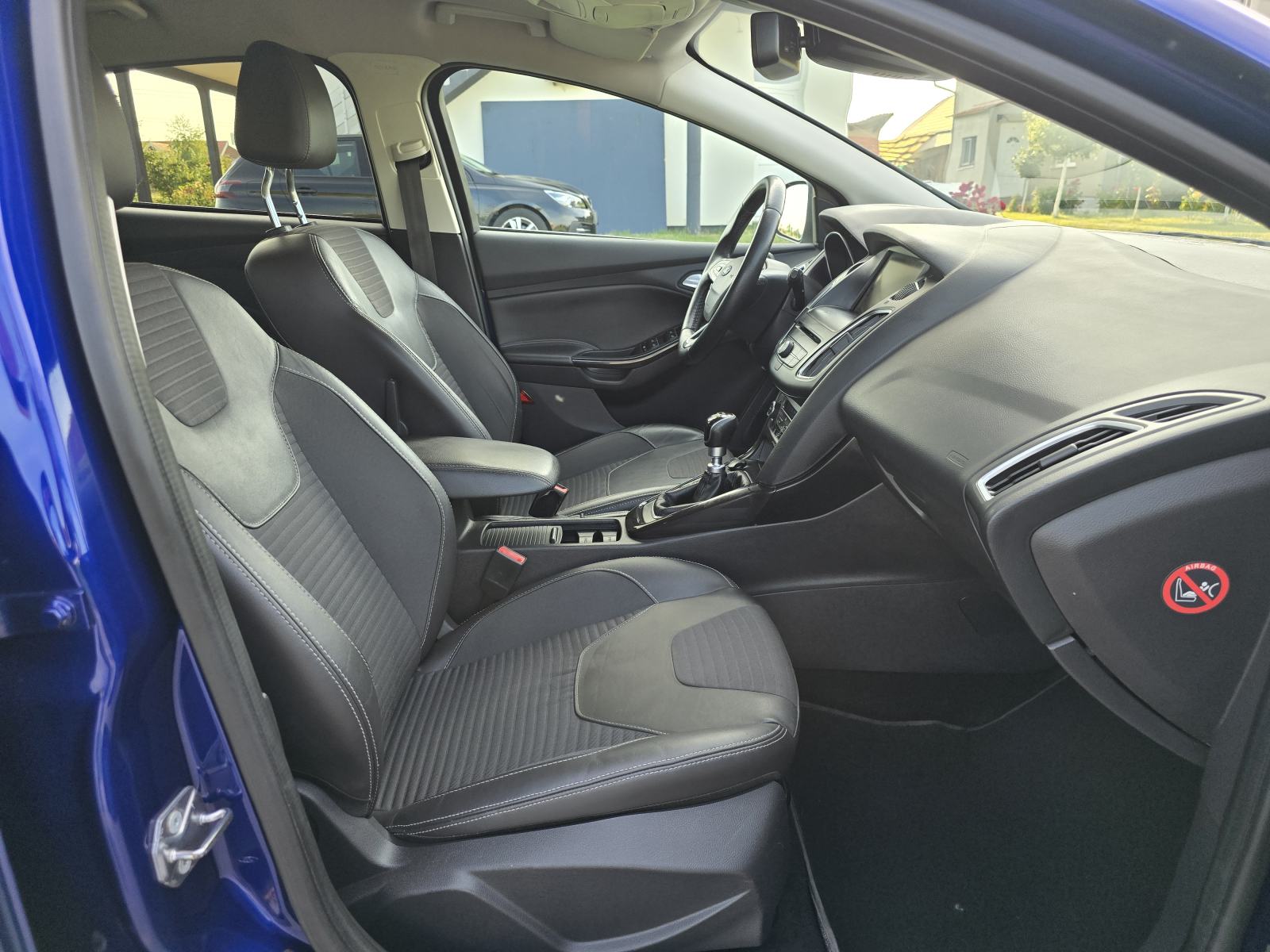 Ford Focus 1,6 TDCI-2016god.md-NAVIGACIJA-183tkm,titanium,koza,KARTICE, fotografija 10