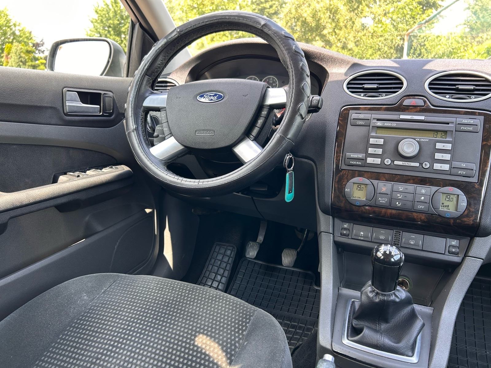Ford Focus 1,6 TDCI Ghia 2005.,reg:15.2.2027.,KLIMA, GRIJ SJED, SERVIS, fotografija 10
