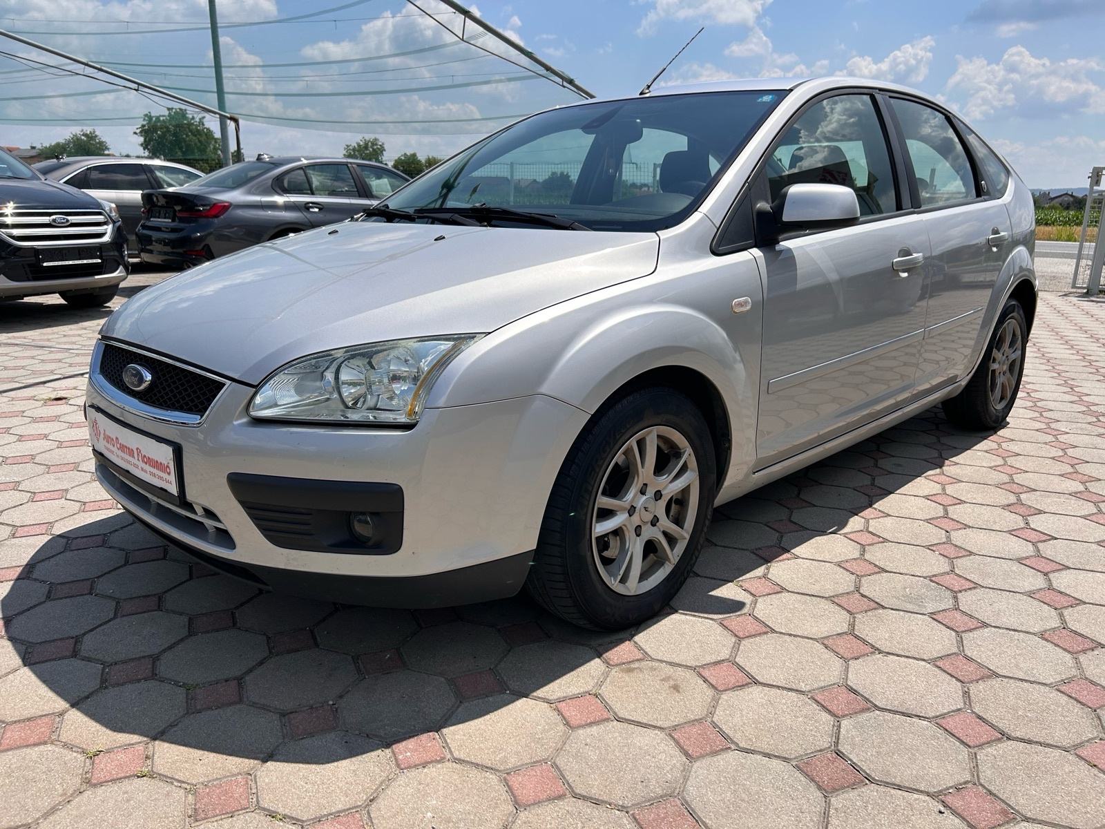 Ford Focus 1,6 TDCI Ghia 2005.,reg:15.2.2027.,KLIMA, GRIJ SJED, SERVIS, fotografija 3