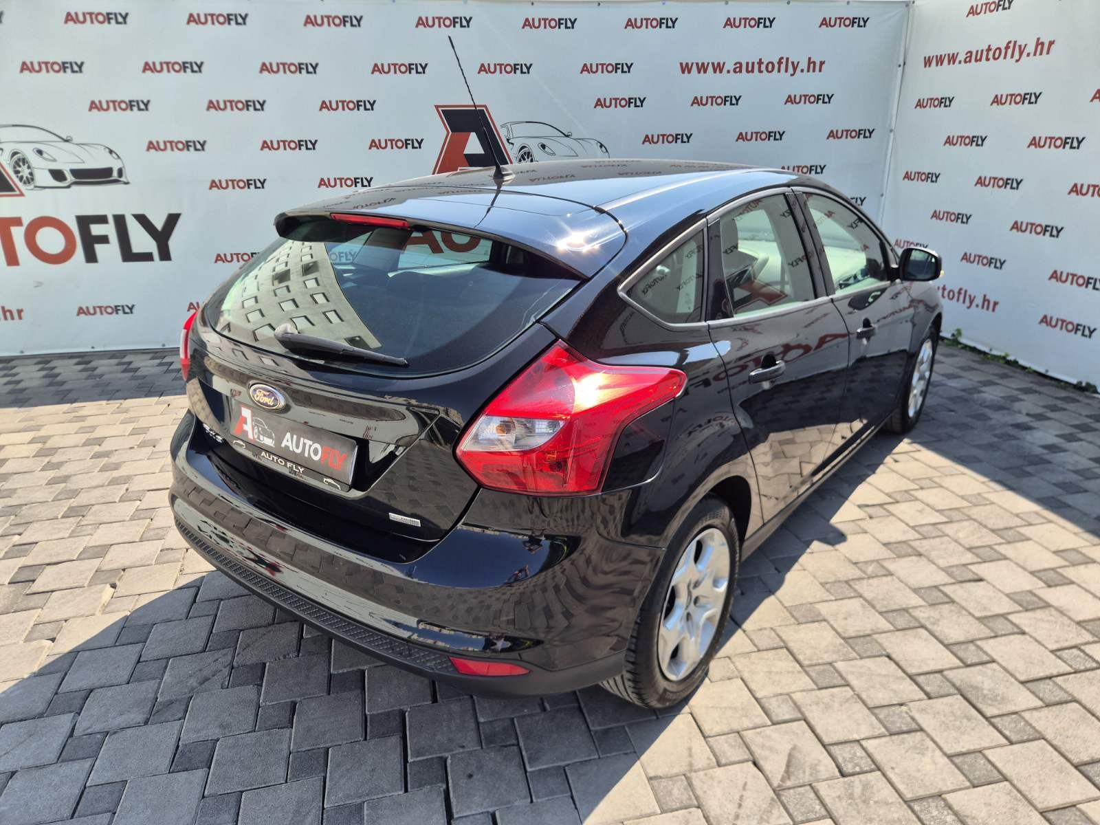 Ford Focus 1.6 TDCi, MF volan, Navigacija, Klima, CD/Radio, 16"alu, fotografija 8