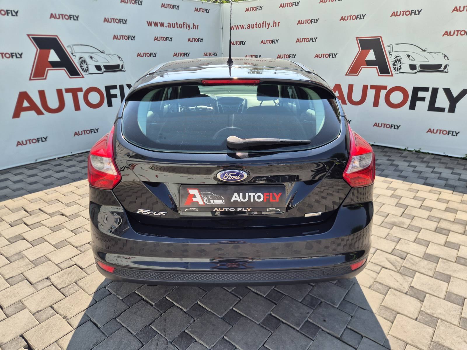 Ford Focus 1.6 TDCi, MF volan, Navigacija, Klima, CD/Radio, 16"alu, fotografija 7