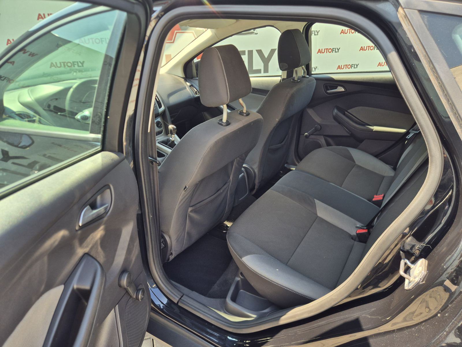 Ford Focus 1.6 TDCi, MF volan, Navigacija, Klima, CD/Radio, 16"alu, fotografija 14