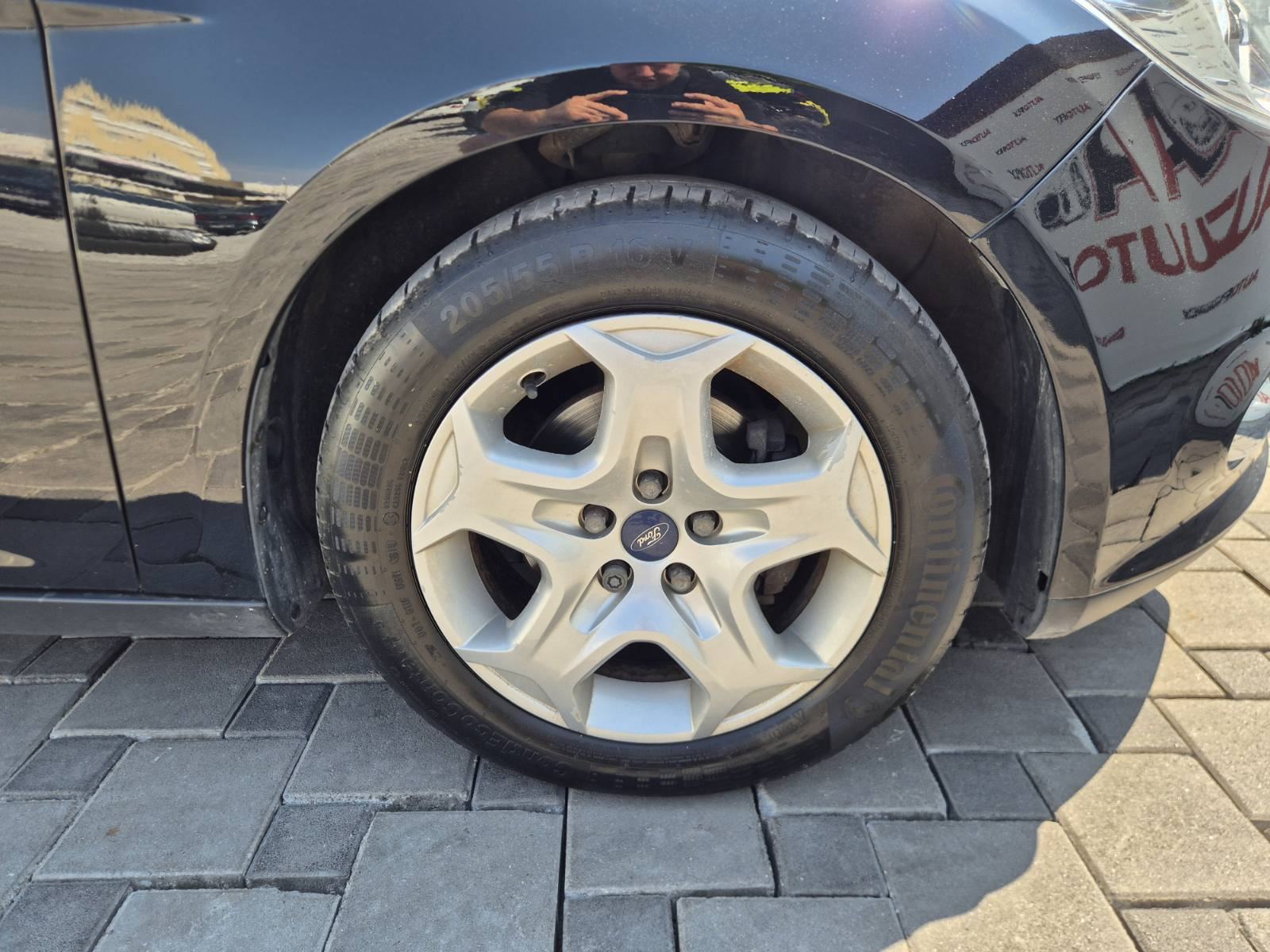 Ford Focus 1.6 TDCi, MF volan, Navigacija, Klima, CD/Radio, 16"alu, fotografija 20