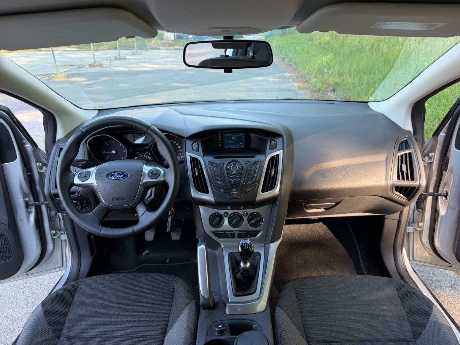 Ford Focus 1,6 TDCI, fotografija 7