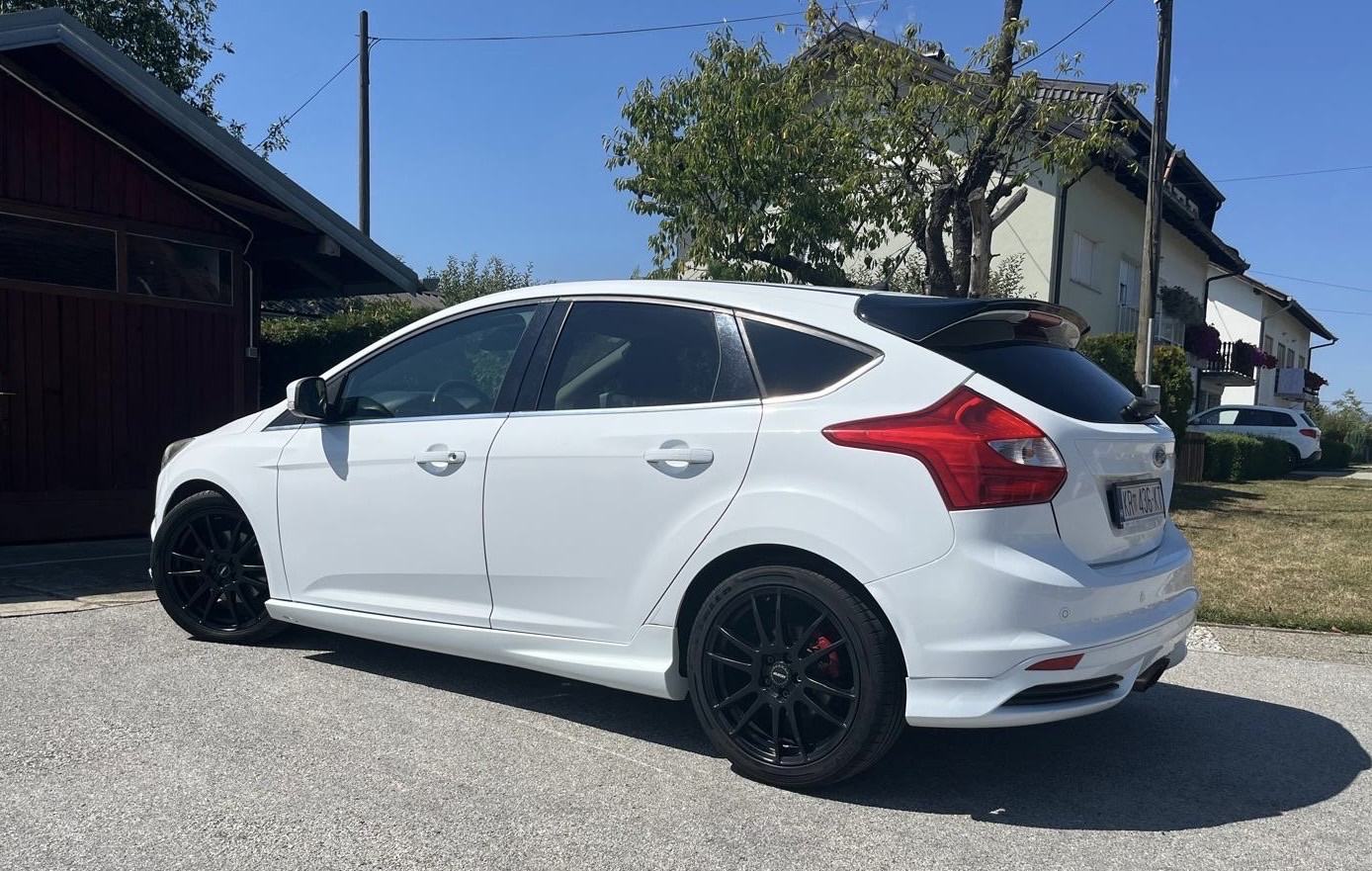 Ford Focus 1,6 TDCi, fotografija 2