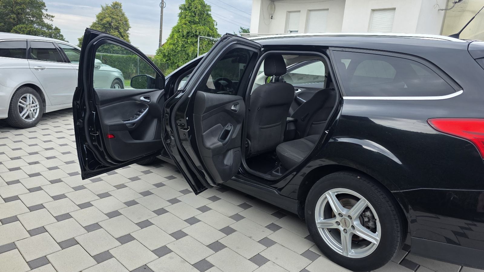 FORD FOCUS 1.6 TDCI TITANIUM, fotografija 8