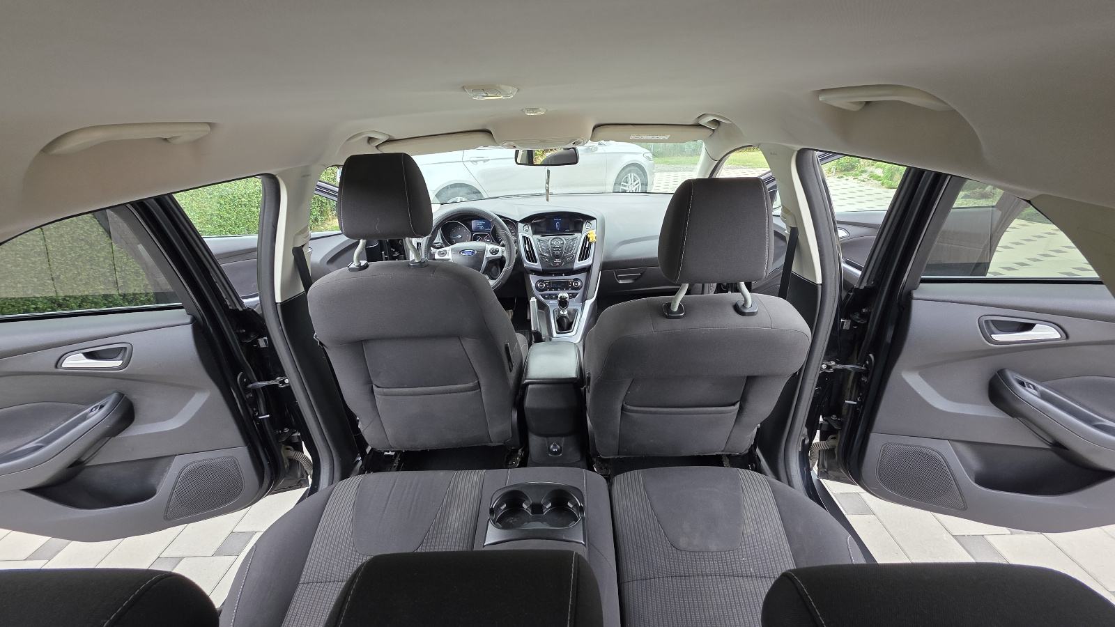FORD FOCUS 1.6 TDCI TITANIUM, fotografija 9