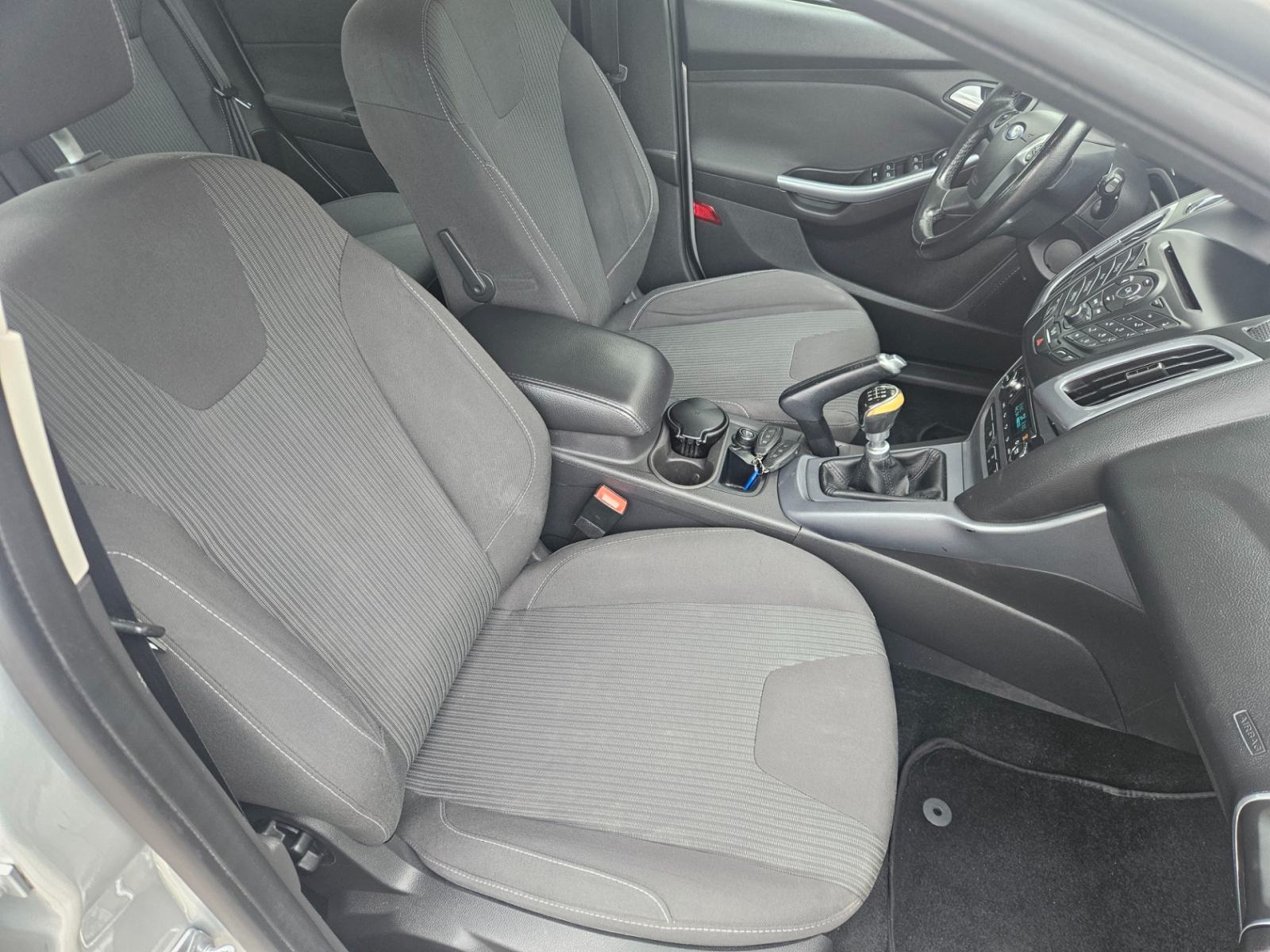 Ford Focus 1,6 TDCi Trend, fotografija 8