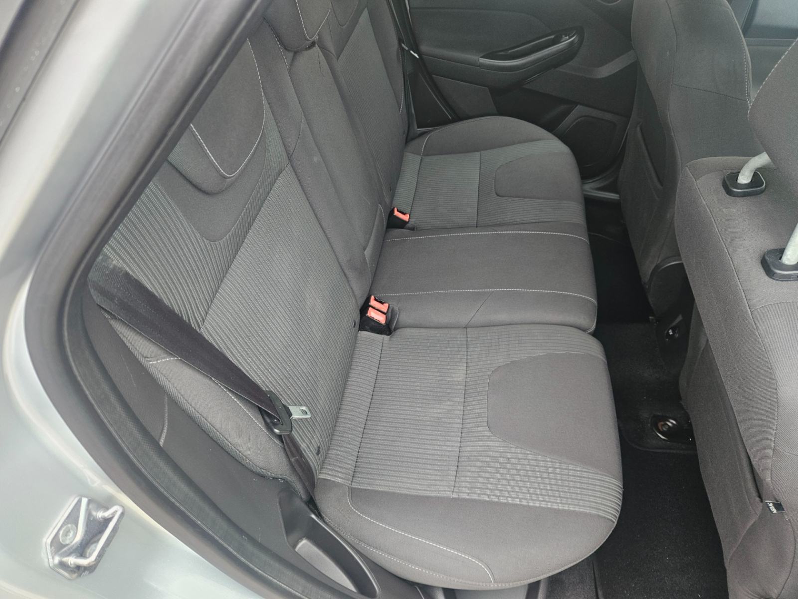 Ford Focus 1,6 TDCi Trend, fotografija 14