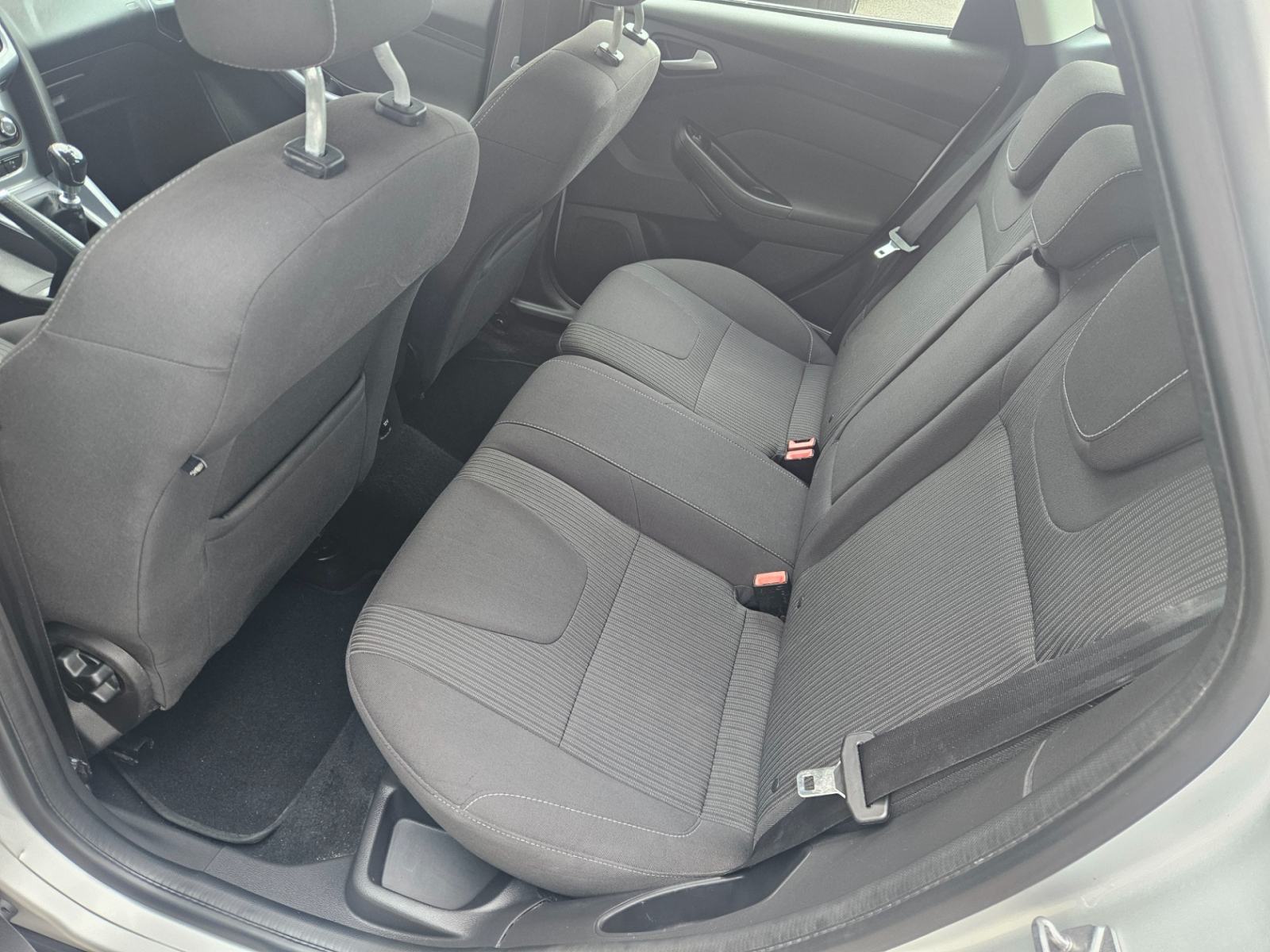 Ford Focus 1,6 TDCi Trend, fotografija 15