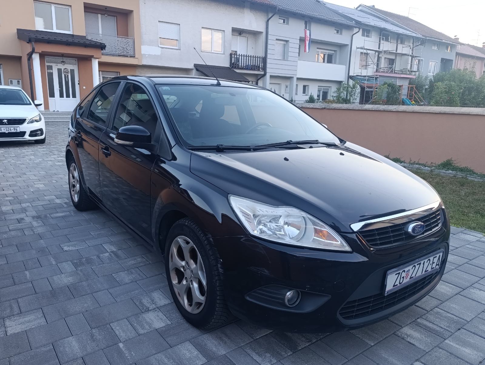 Ford Focus 1,6i 16v, 1.vl, reg godinu dana, fotografija 6