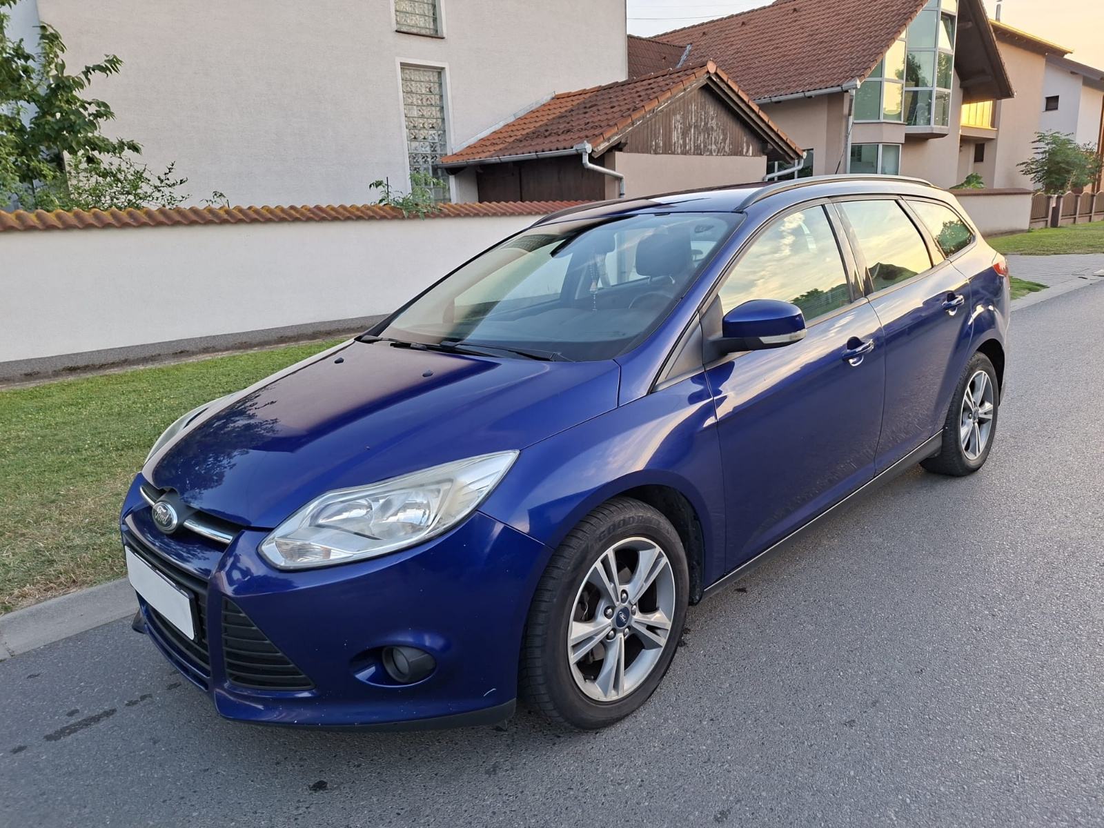 Ford Focus 1.6TDCi odlicno stanje 2014 godina sacuvan, fotografija 11