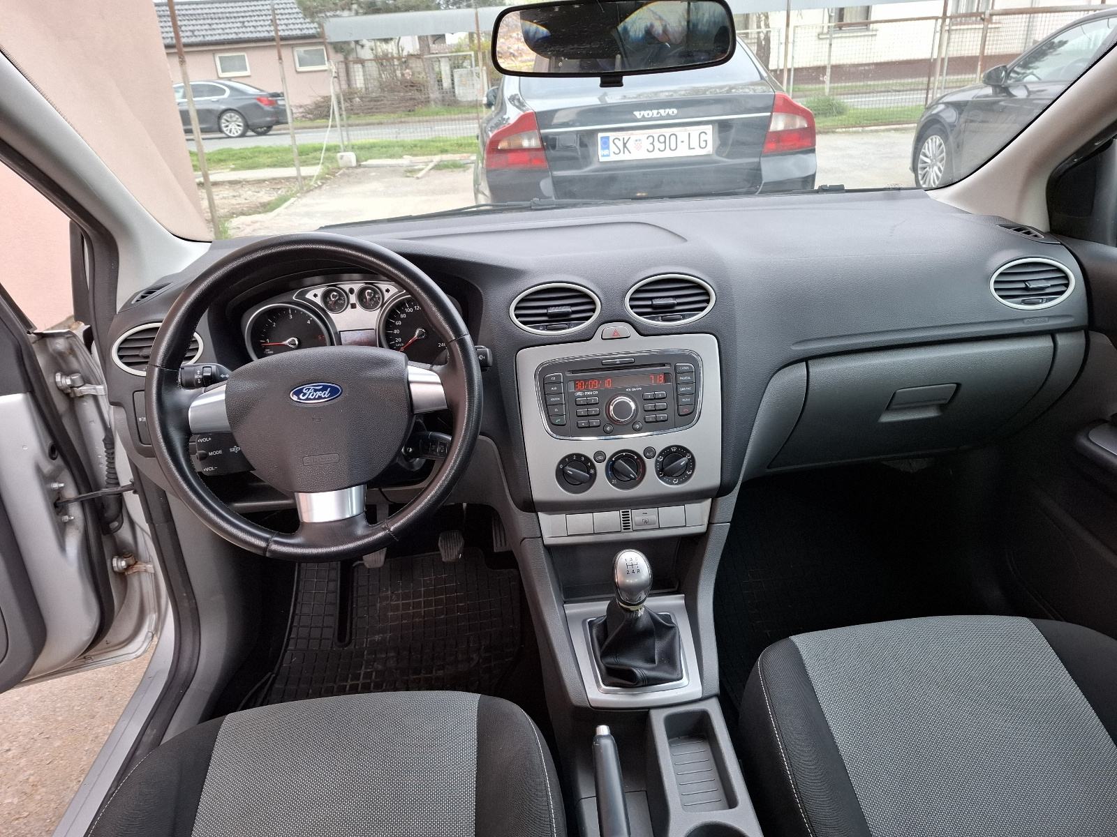 Ford Focus 1,8 tdci.11.mj 2010.odrzavan.2450e, fotografija 4