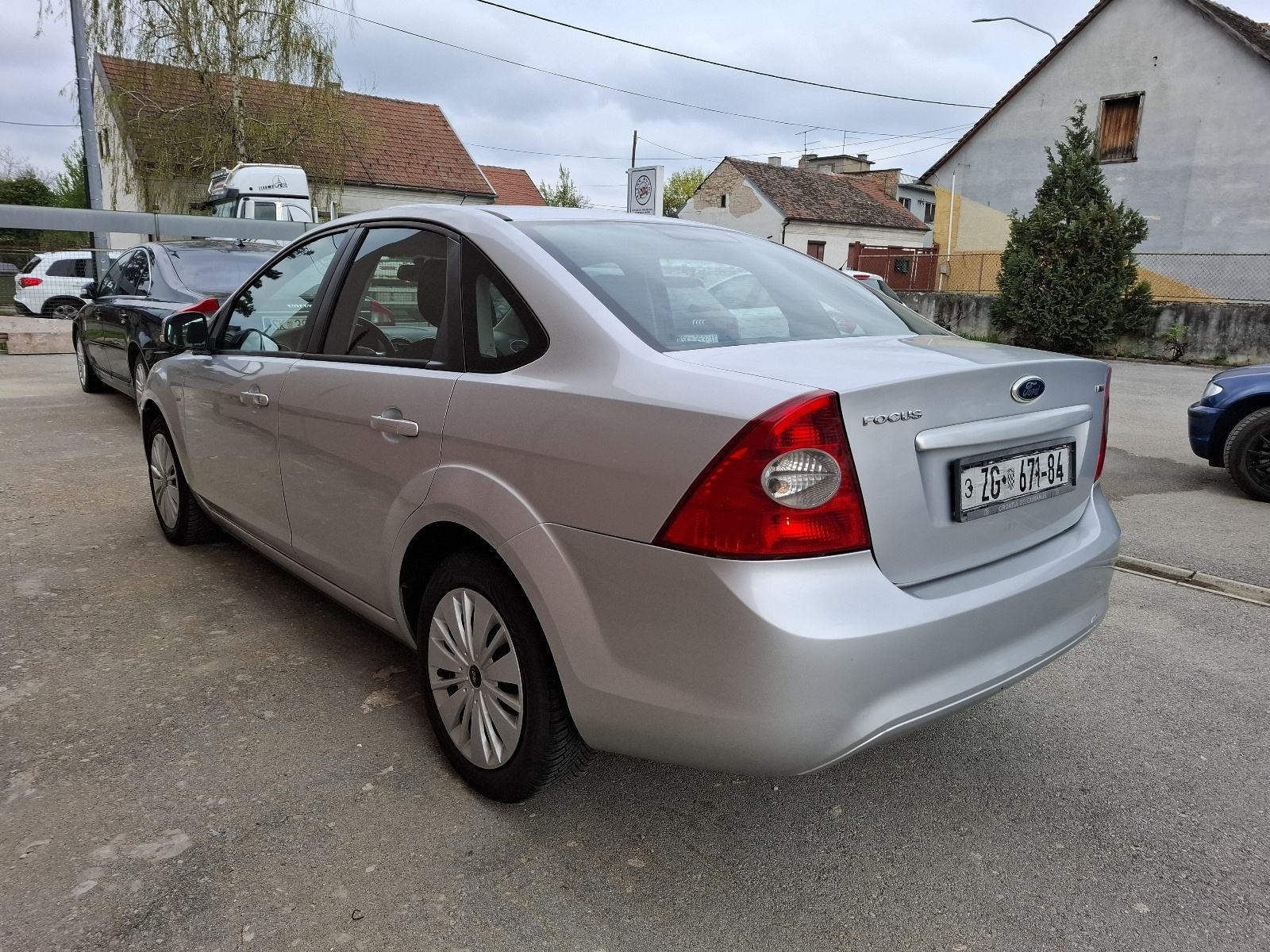 Ford Focus 1,8 tdci.11.mj 2010.odrzavan.2450e, fotografija 3