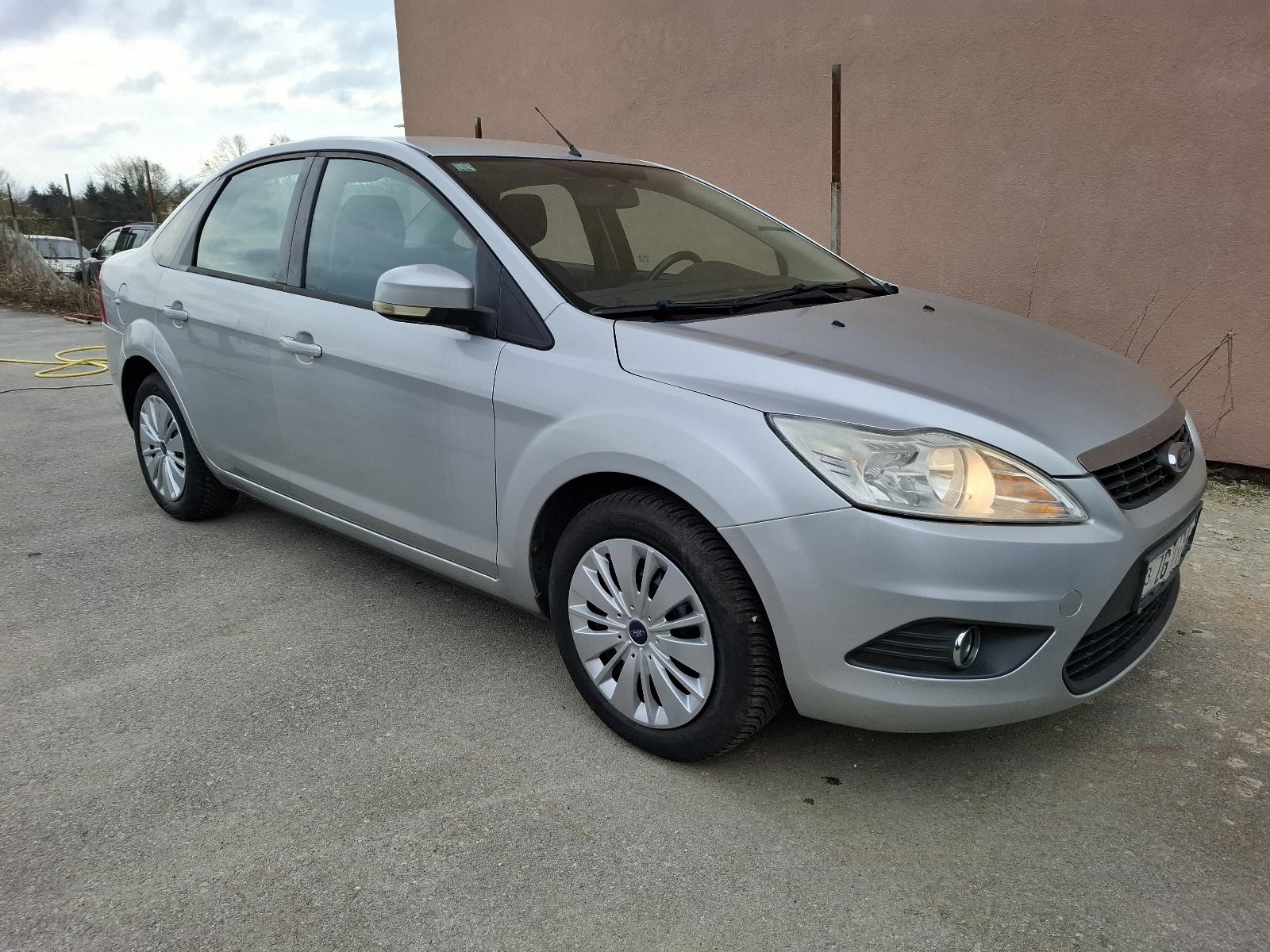 Ford Focus 1,8 tdci.11.mj 2010.odrzavan.2450e, fotografija 6