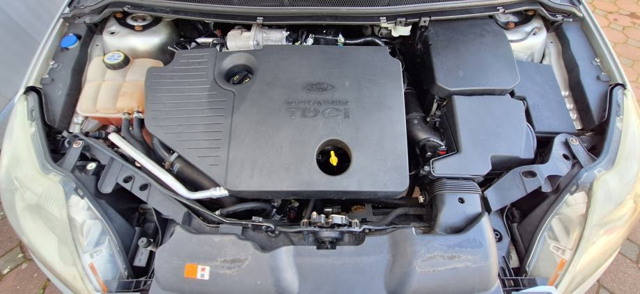 Ford Focus 1,8 TDCI, KLIMA, EL. PAKET, U PDV-u, NA IME..., fotografija 9
