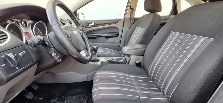 Ford Focus 1,8 TDCI, KLIMA, EL. PAKET, U PDV-u, NA IME..., fotografija 13