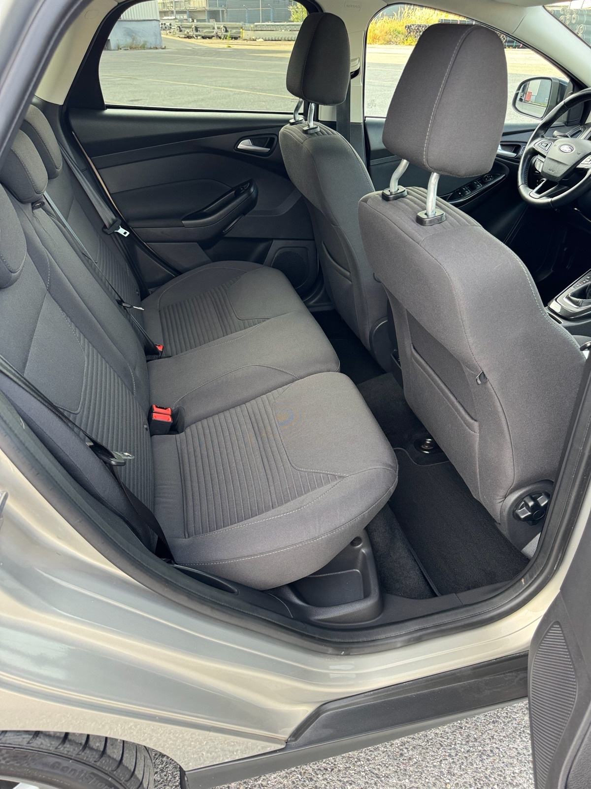 Ford Focus 2.0 TDCi #TITANIUM #Bi-XENON #NAVI, fotografija 11