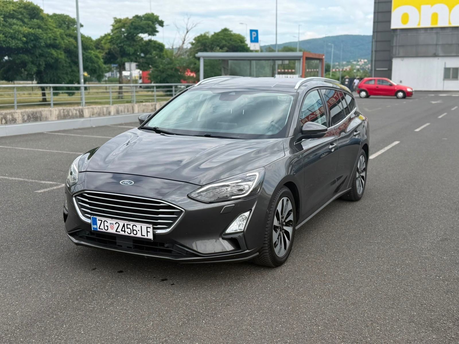 Ford Focus 2.0 TDCi Titanium Matrix svjetla, fotografija 3